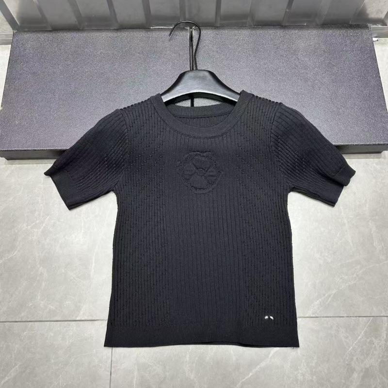 Xiangjia Embossed Floral Knit Round Neck Short Sleeve Casual Top - European Style Spring Arrival