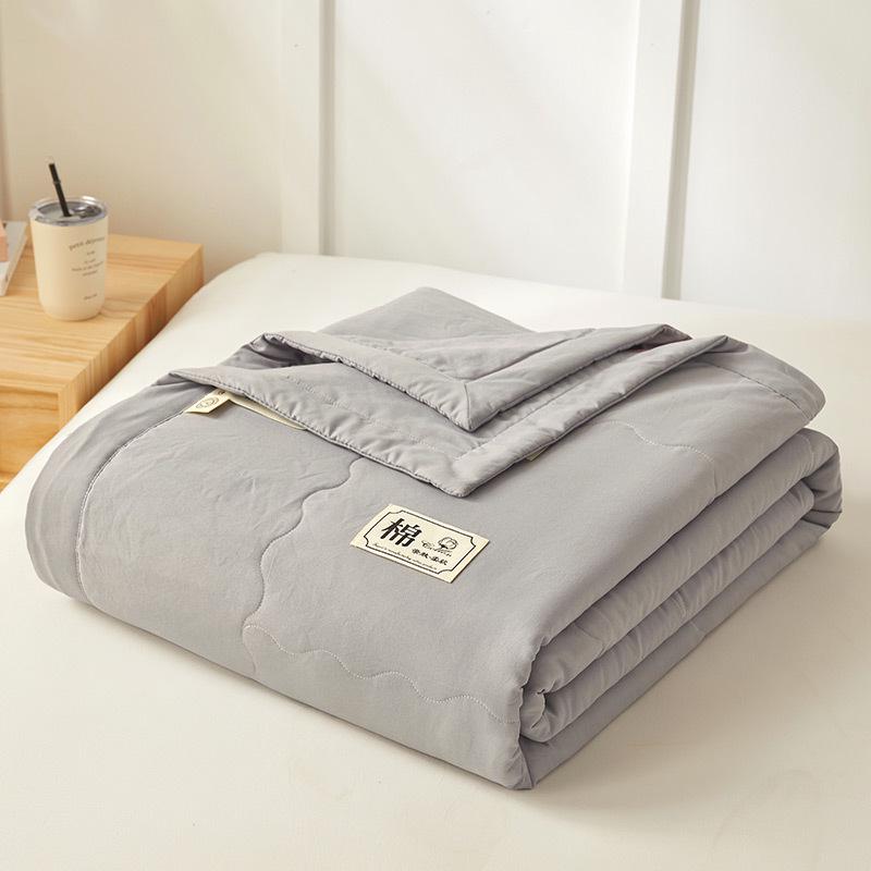 Xinjiang Cotton Summer Quilt: Machine Washable Blanket for Nude Sleeping and Air Conditioning