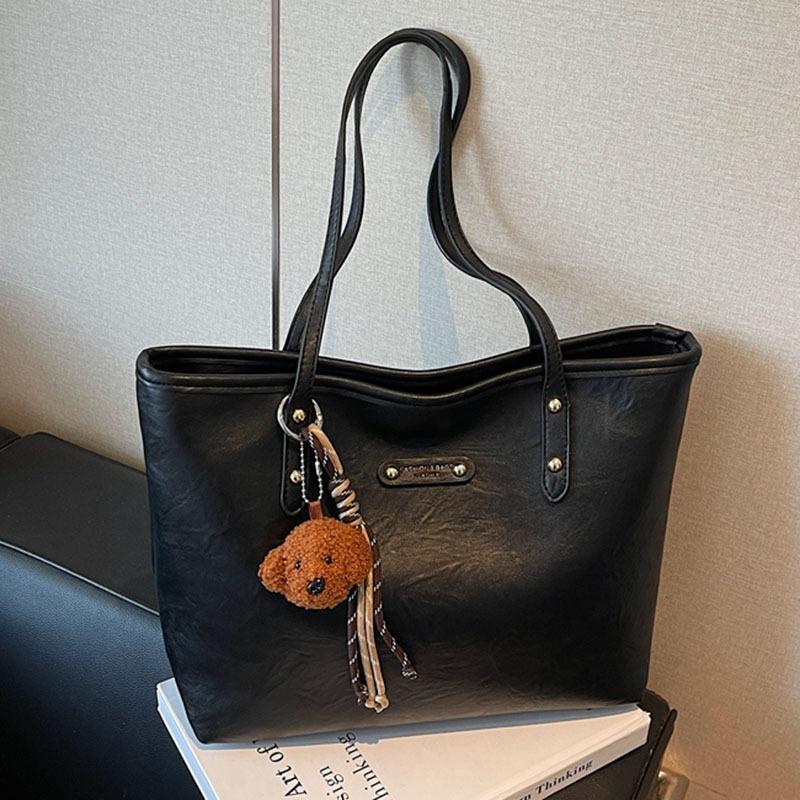 

Large capacity bag women s retro versatile new casual simple shoulder bag student commuter tote bag