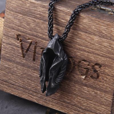 Cool Punk Vintage Assassin Cloak Pendant Necklace For Men Stainless Steel Hip Hop Jewelry Gift