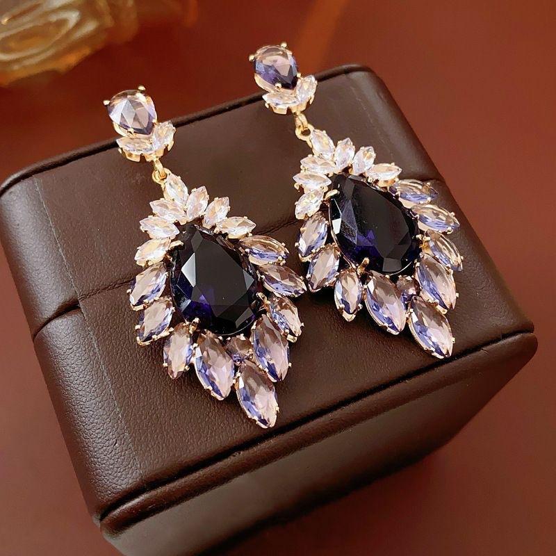 Female Retro Super Sparkling Tassel Earrings