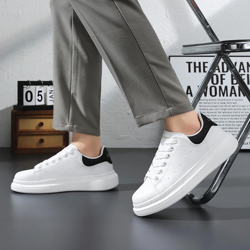Men 's Casual Four Seasons Fashion Skateboarding  Students Comfortable Sneakers Boys Trending Soft Sole Breathable Shoes