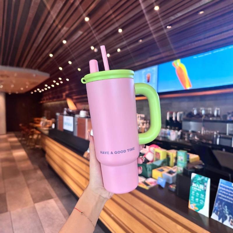 700ML Stainless Steel Vacuum Flask Insulated Tumbler Cup with Lids and Straws Portable Thermal Iced Travel Cup for Outdoor