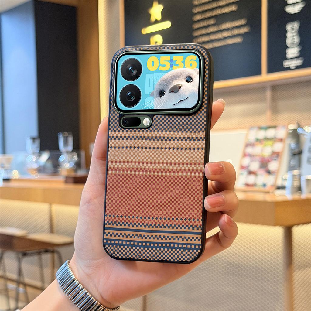 Carbon Fiber Magnetic Phone case For Xiaomi 17 Pro Max 17Pro 15T Shockproof Strap Stand Protection Slim Wireless Charging Cover