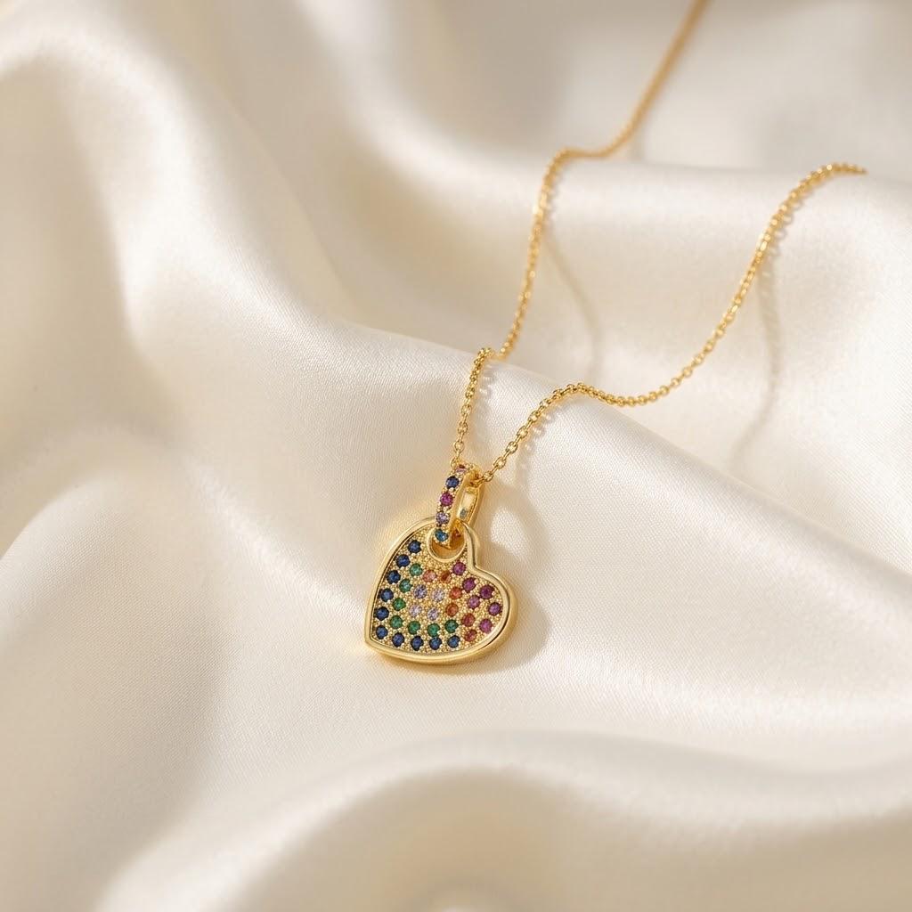 Cute Female Crystal Rainbow Zircon Stone Heart Pendant Necklace Vintage Gold Color Wedding Jewelry For Women