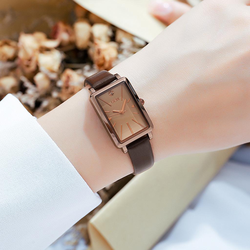Retro Style Small Square Plate Women'S Watch Light And Small High-End Belt Watch Women'S Quartz Watch