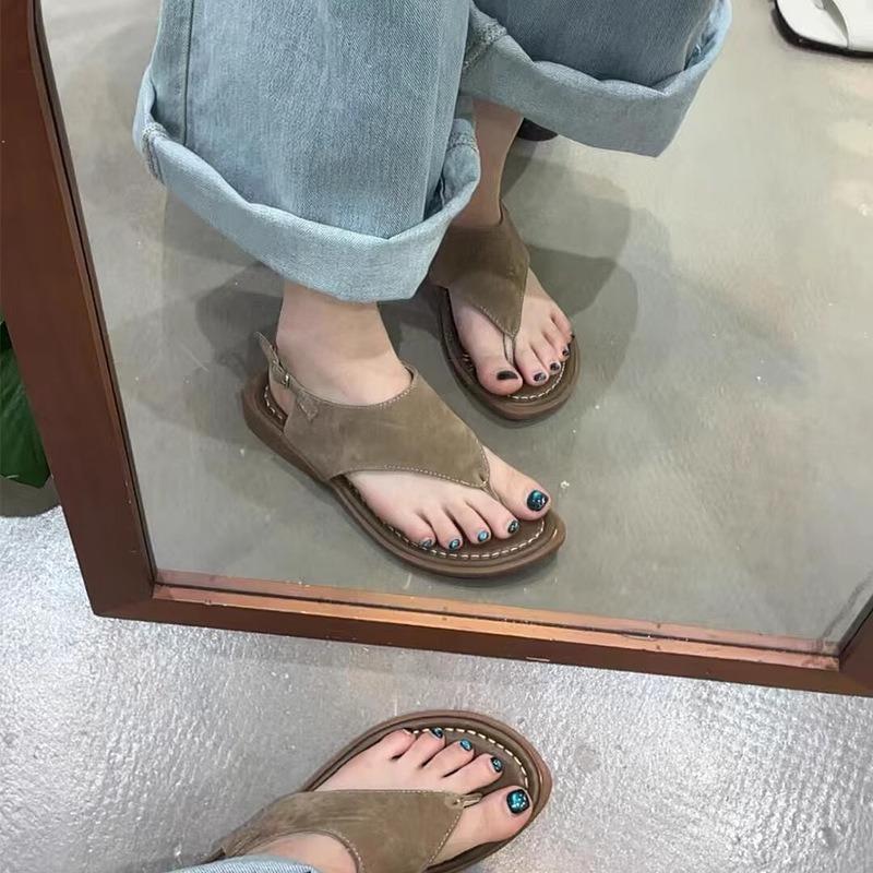 Fashion Comfort Faux Suede Soft Sole Flat Slippers Women Fashion Sewing Buckle Brand Designer Shoe Summer Sexy Clip Toe Beach Flip Flops