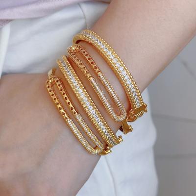24 Hollow Full Diamond Temperament Bracelet Half Hollow Star Clover Bracelet Female