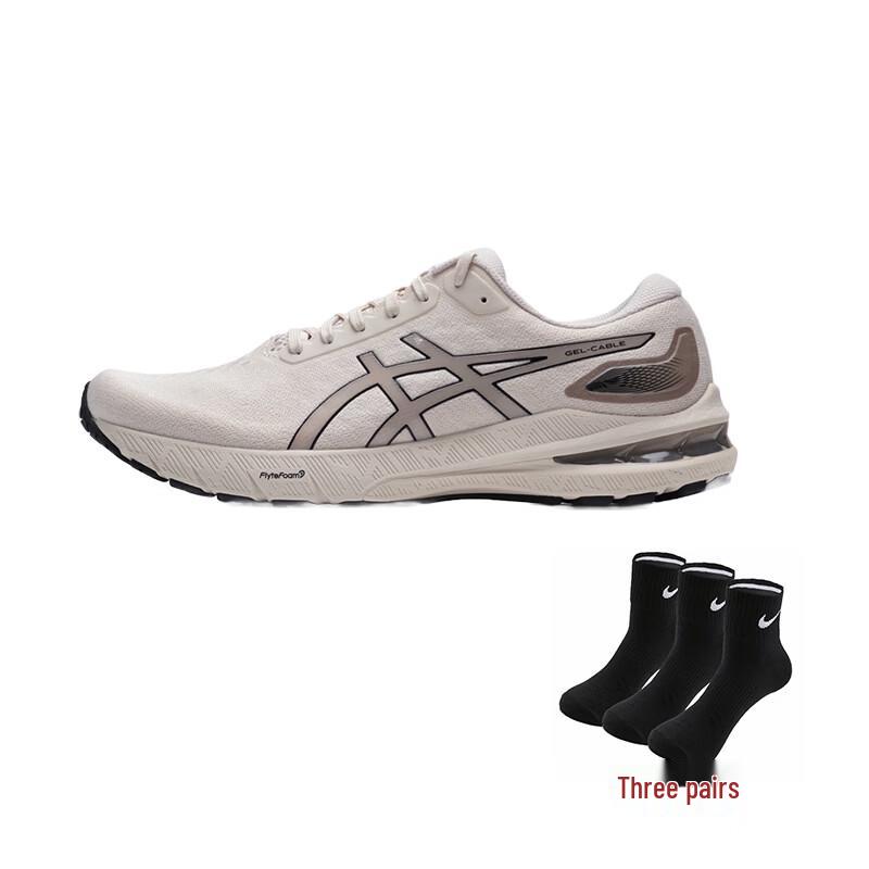 Asics Men s Running Shoes with 3 Pairs of Socks (1011C018-250/SX4706-001) EU 42