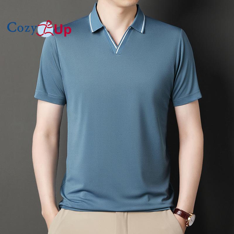 Kuscheliges Herren-Poloshirt mit Unifarbe und einfachem Scherenschnittkragen