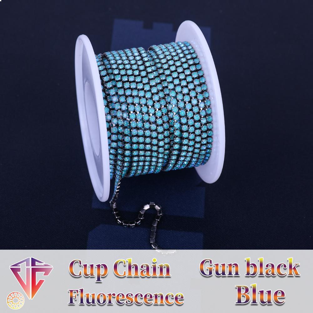Catena ad Artiglio Fluorescente da Boutique Weichen, Catena Mocha Criptata, Trapano Luminoso, Catena di Diamanti Flash, Accessori di Abbigliamento Fai da Te