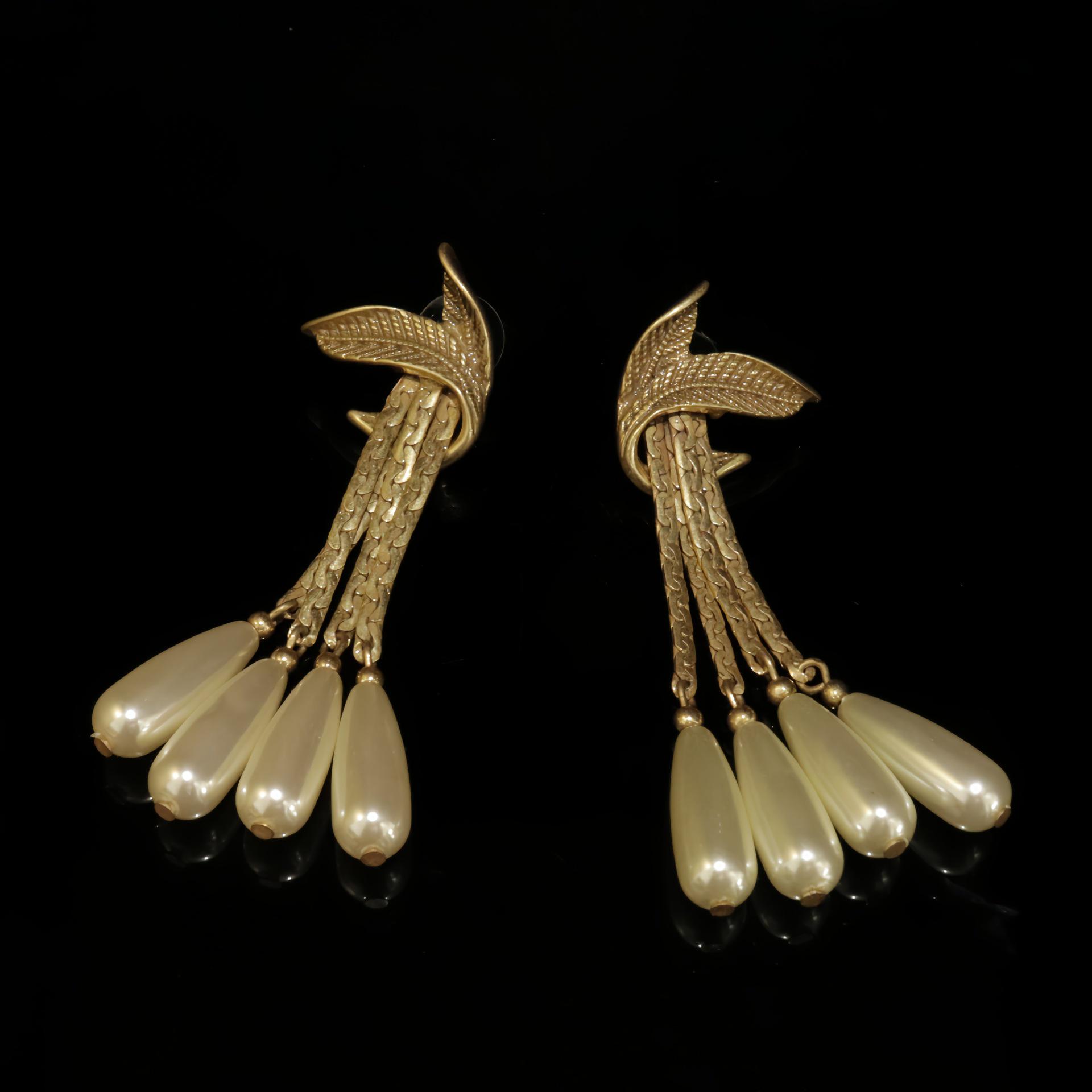 Baroque Pearl Tassel Brooch & Leaf Earrings Set