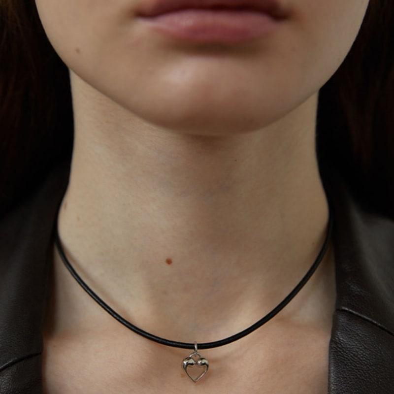 LOVE ME MONSTER Mini Mont Leather Choker (L243MNK050)