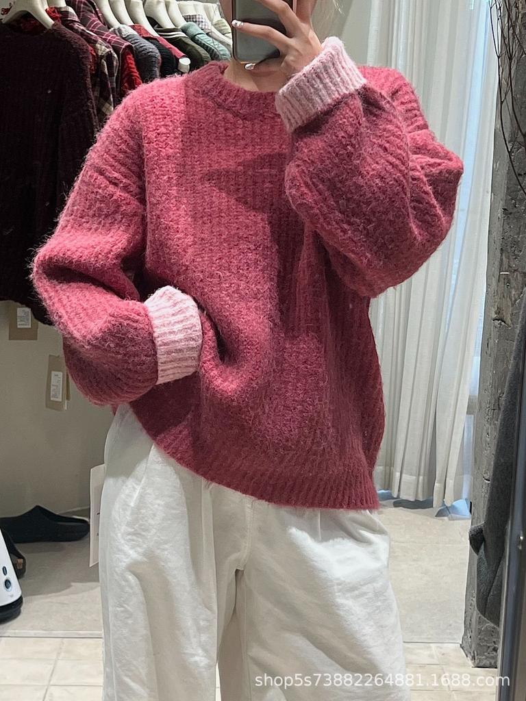 Niche American Retro Spray Paint Sweater - Loose & Warm Knit Top for Fall/Winter