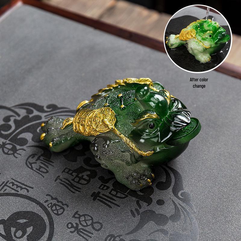 2024 Color-Changing Golden Toad Tea Pet - Elegant Wealth-Attracting Tea Table Accessory