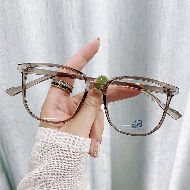Korean Fashion Anti Blue Light Glasses Square Blue Gradient Frame Vintage Simple Design Men Women Eye Protection Eyewear