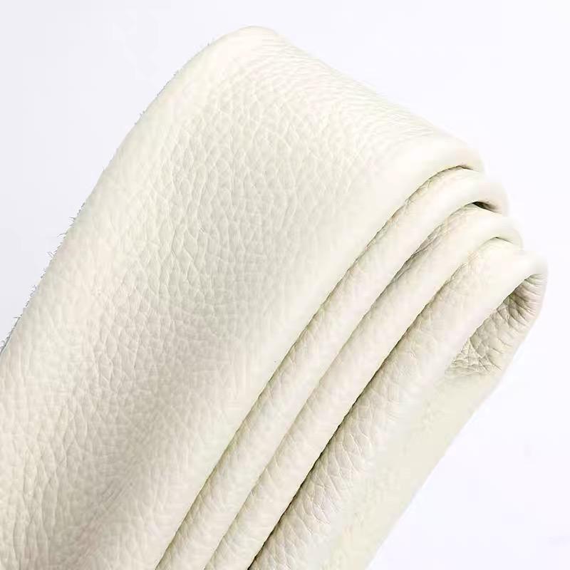 Materiale in pelle di vacchetta bianco latte, materiale in pelle di vacchetta di primo strato, divano intero, sacca morbida, seduta, mobili in pelle, ma per ristrutturazione testiera del letto