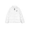 Chaqueta de plumas Therma-FIT City Series con cuello alto y estampado de logotipo para mujer, color blanco, DV0555-100