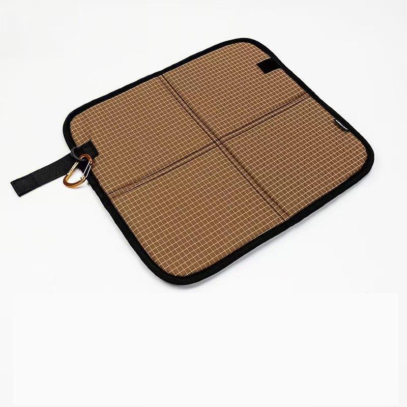 

Portable Outdoor Folding Cushion, Dyneema Picnic Mat, Waterproof Moistureproof Thickened Pad for Camping & Hiking хакі