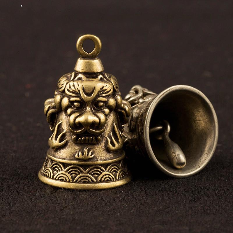 

Copper Three Lions Head Bell Small Ornaments Desk Feng Shui Decorations Retro Brass Keychain Pendants Home Decor for Living Room. Rose Gold