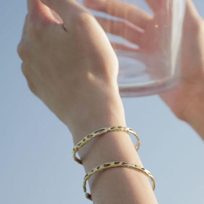 Aureola Breaking Wave Slim Bangle