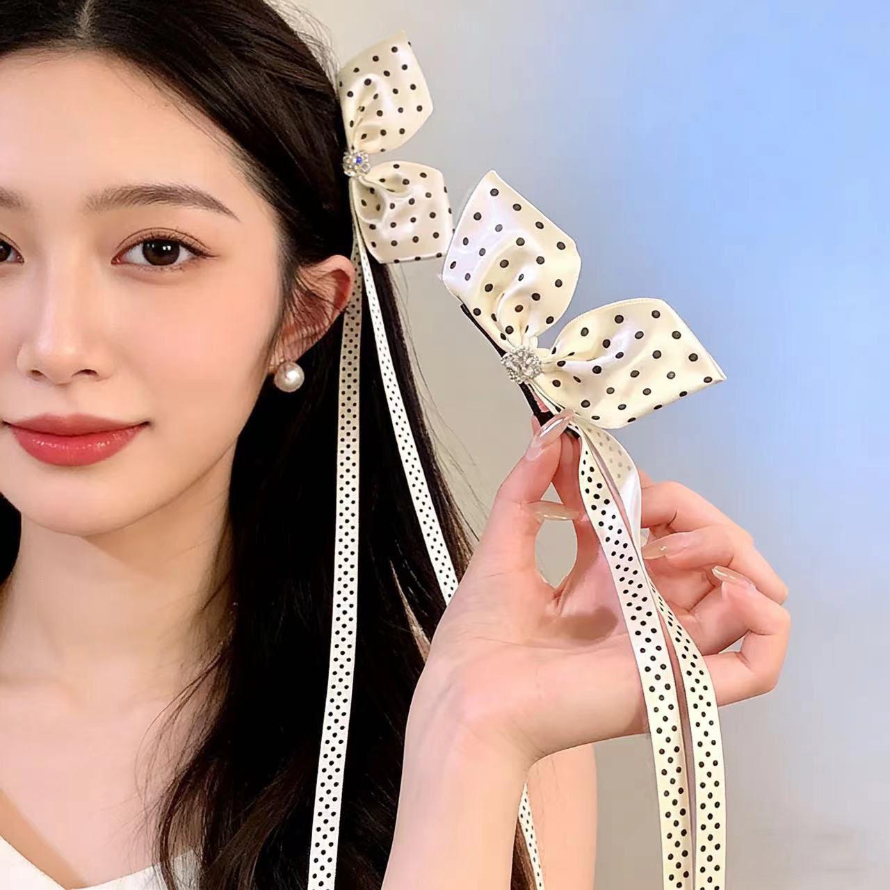 2Pcs fairy tale new Internet celebrity three-dimensional princess love diamond bow three-dimensional top clip hairpin headdress белый