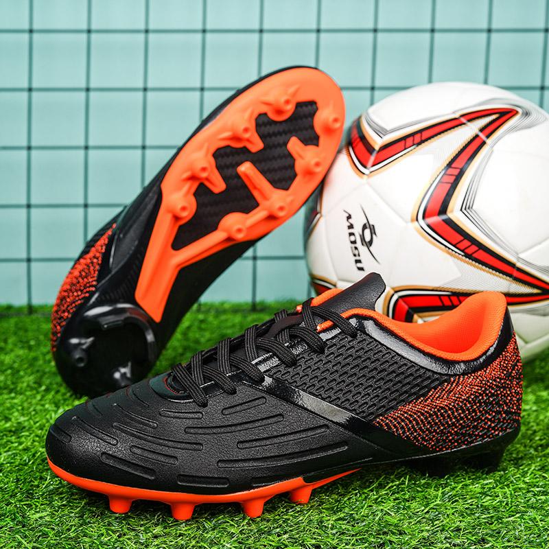 Soccer Shoes Women’s Sneakers Boys' Football Boots School Student Shoes Girls' Football Boots Couple Men Lightweight Sneakers Plus Size 36-45