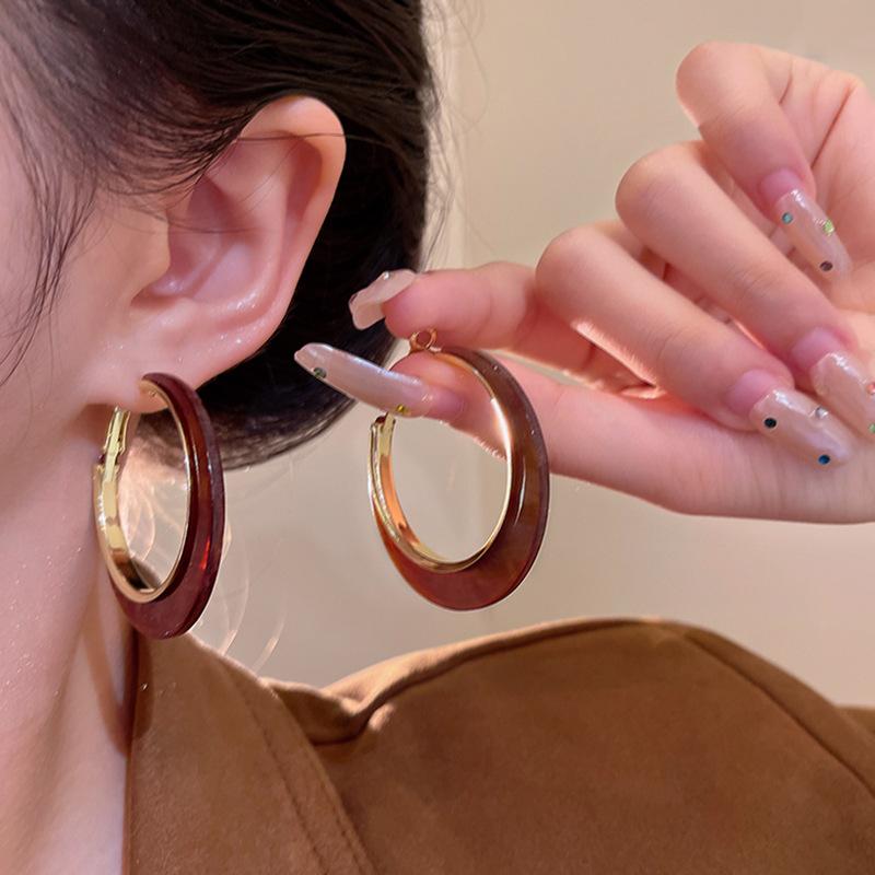 European and American round hollow earrings femininity earrings personalized earrings