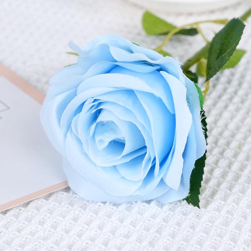 Cachoeira de Parede de Rosas de Seda - Flanela Vermelha Decoração de Casamento e Dia dos Namorados