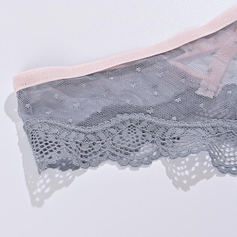 TERMEZY 2Pcs/Lot Sexy Lace Panties Women Low-waist Underwear Hollow Out Transparent Thong Female Seamless G-string Lingerie Underpant
