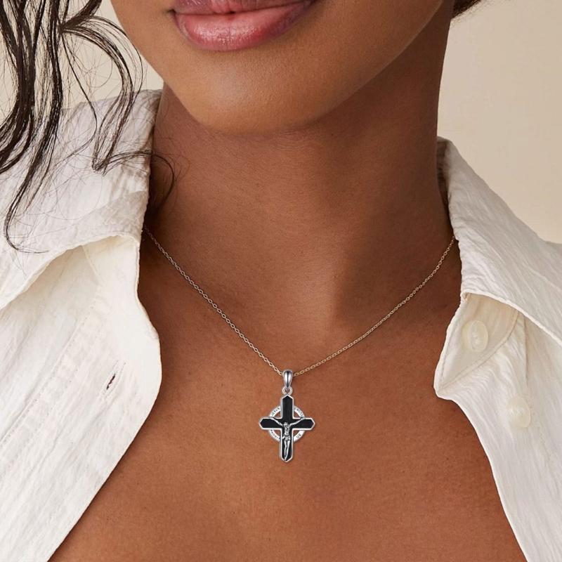 Antique Alloy Crucifix Necklace Minimalist Gothic Jewelry Unisex Neck Chain For Everyday Wear or Special Occasions