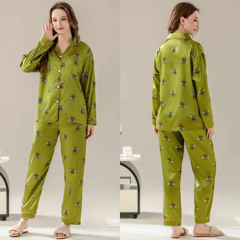Fashion Ice Silk Pajamas Women'S Long-Sleeved Trousers Light Luxury Retro Bee Printed Loungewear Suit Can Be Worn Outside