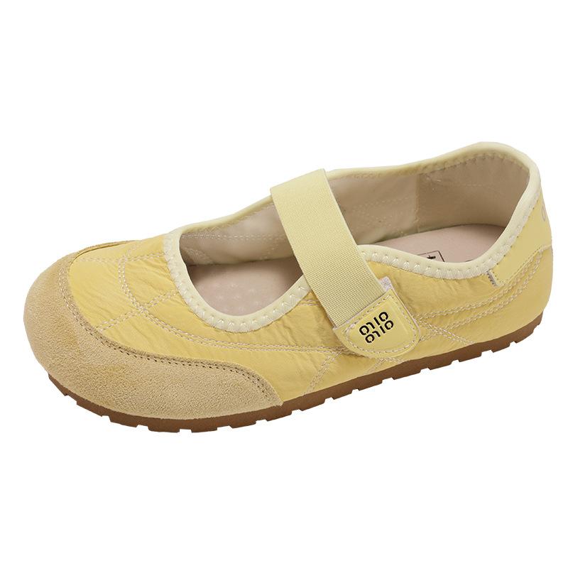 Retro White French Ballet Style Flat Bottom Shallow Mouth Single Shoes Women's Summer 2025 New Inner Height Increase Versatile Mary Jane Shoes