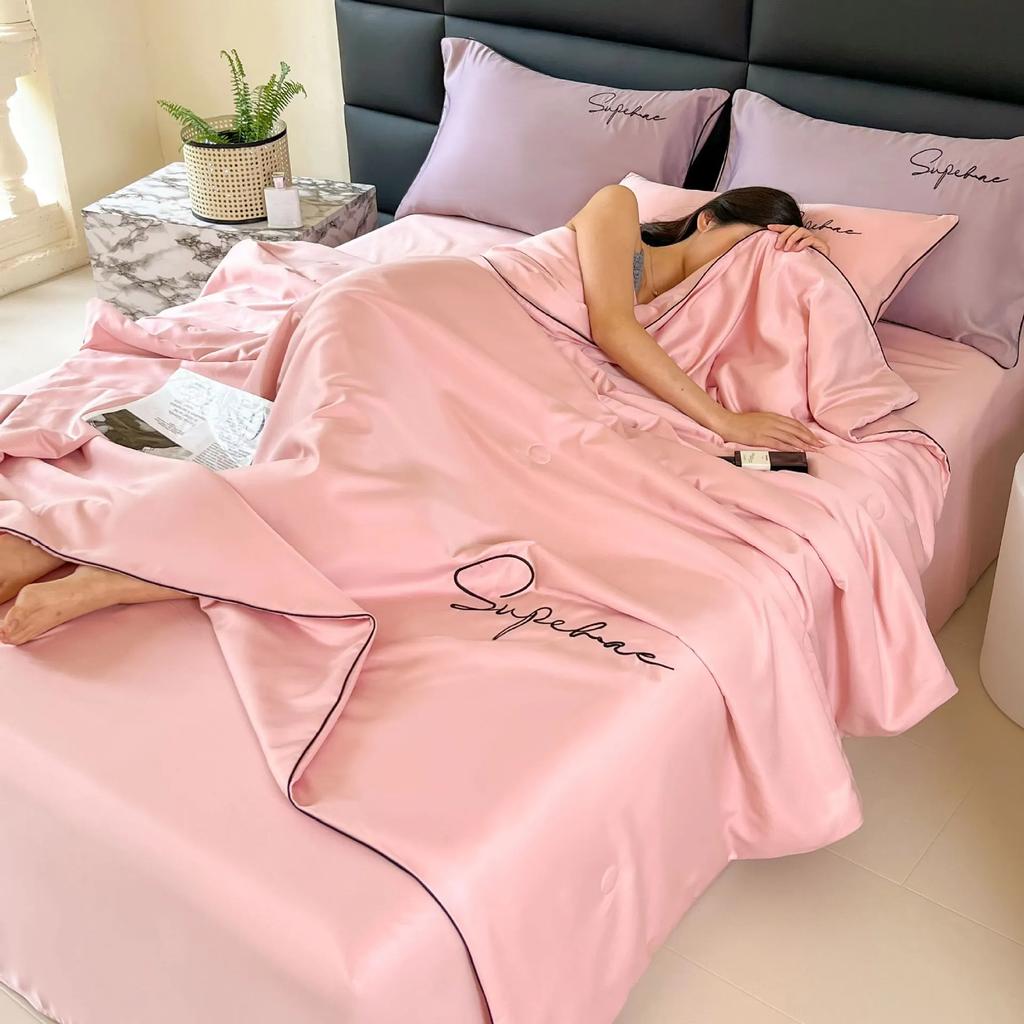 New Simple Satin Silky Summer Cooling Quilt Super Soft Breathable Blanket for Bedding Washable Embroidered Air Conditioner Duvet