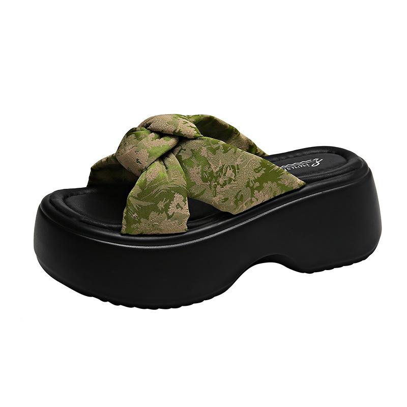 Platform Slippers Women's Sandals Women's New Muffin Cool Slippers High Heel Temperament Beach Shoes
