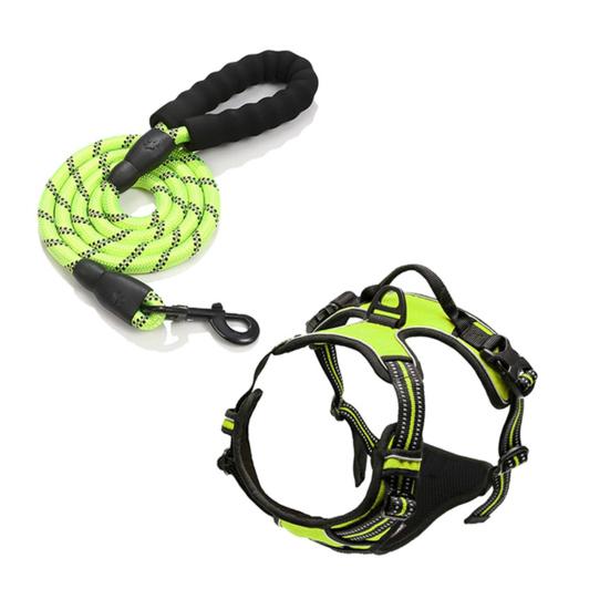 

Anti-Pull Dog Harness Padded Dog Harness with Step-In Design No Pull Control Harness with Adjustable Straps for Dogs of All Sizes S