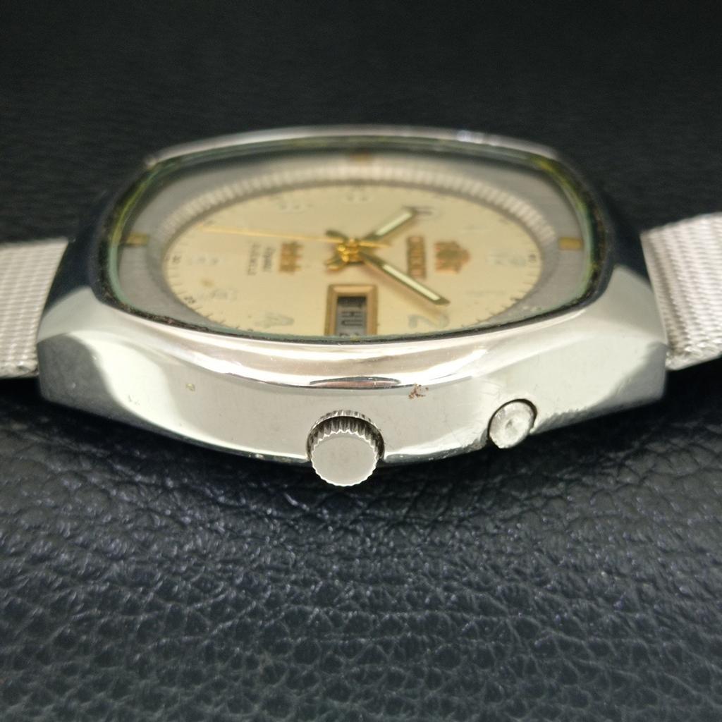 Orient CRYSTAL AUTOMATIC 48740 JAPAN MENS VINTAGE ORIGINAL DIAL WATCH A704891-1