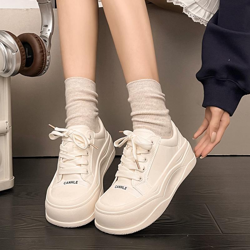 

Leather little white shoes women s muffin thick baseplate shoes spring 2025 new small man height increase big head casual bread shoes 35