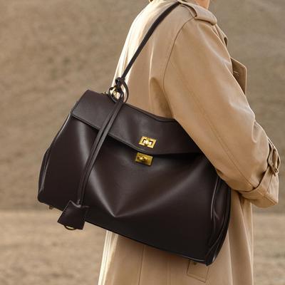 Shoulder Bag Fashion Commuter Large Capacity Tote Bag Premium Sense Simple Handbag Bag