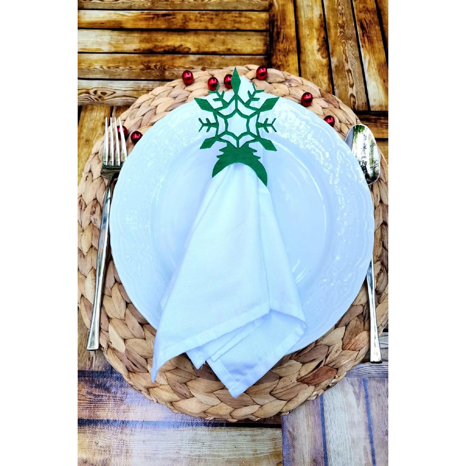 

6 Decorative Snowflake Napkin Rings зелёный