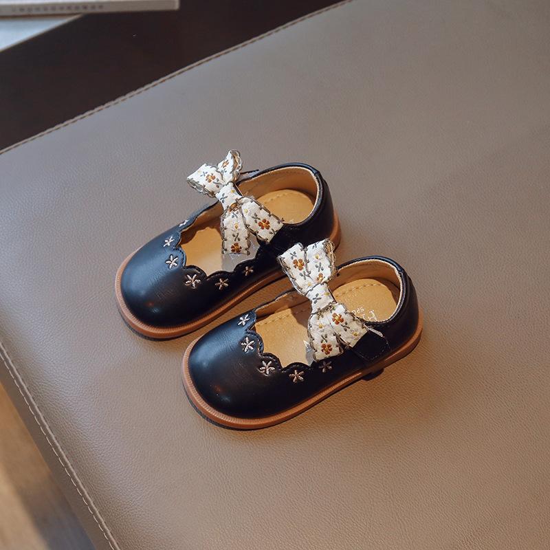 

Милые мокасины принцессы 2024 года, весна и осень, новые дышащие кожаные туфли с мягкой подошвой и бантом, повседневная обувь в японском стиле 21 чёрный