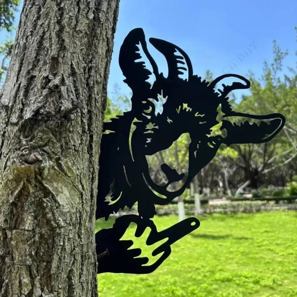 Ornamental Metal Garden Statue Sculpture