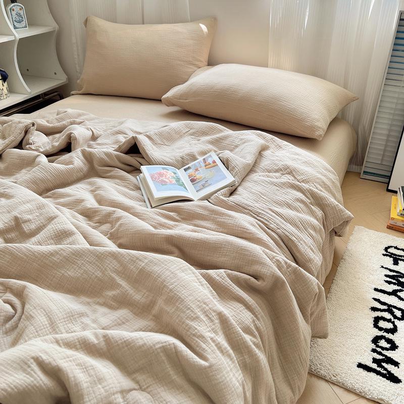 Minimalist Solid Color Cotton Quilt Set: Soft, Skin-Friendly, Machine-Washable Summer Quilt for Dorms (4-Piece, Single/Double).