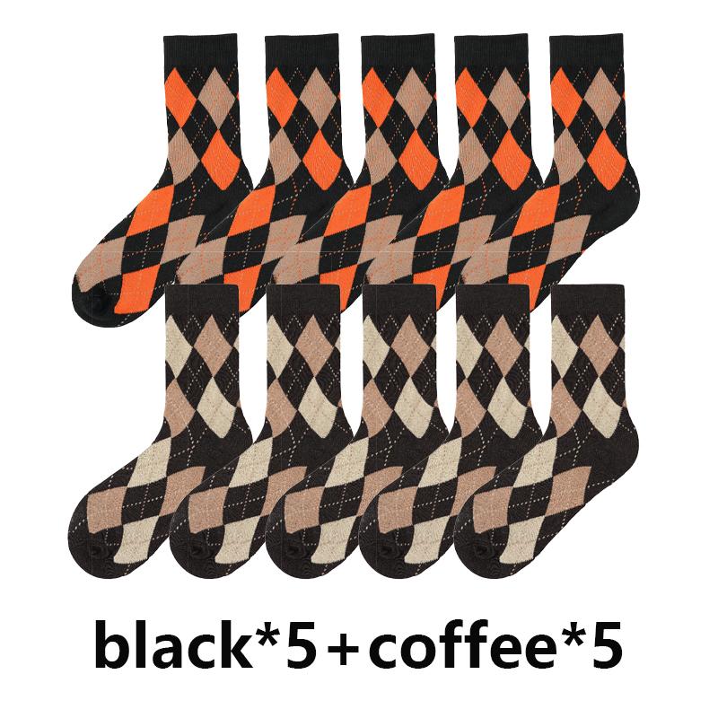 10 par/parti Damstrumpor med ränder Hög kvalitet Rutmönster Diamantmönster Harajuku Kammad Mellanhöga Färgstarka Bomullsstrumpor