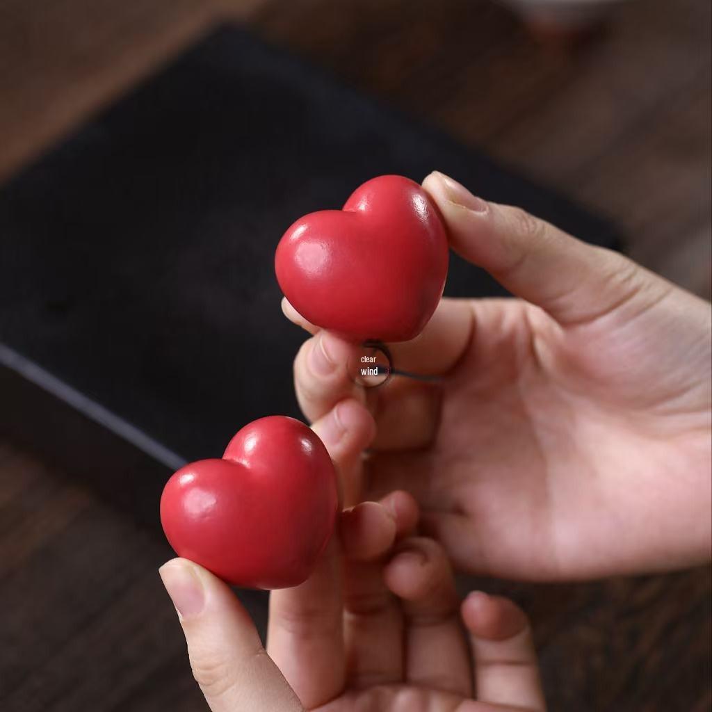 Heart-shaped Handmade Yixing Zisha Tea Pet - Creative Ornament Model