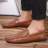 Letnie lekkie mokasyny buty dla mężczyzn męskie buty żeglarskie 2025 skórzane męskie mokasyny męskie buty do jazdy na co dzień wsuwane płaskie