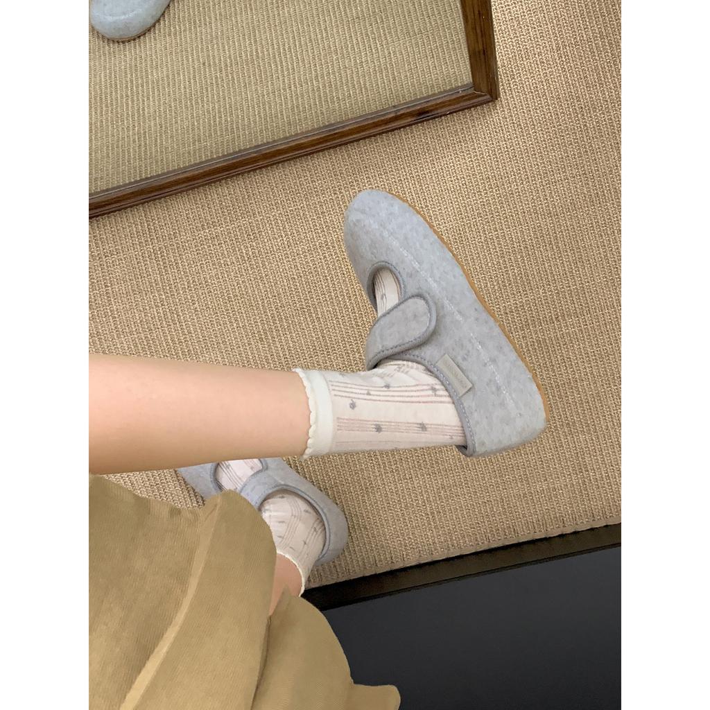 Queen Fan retro flat bottom inner height increase shallow mouth single shoes women's 2025 new autumn versatile soft sole Mary Jane shoes