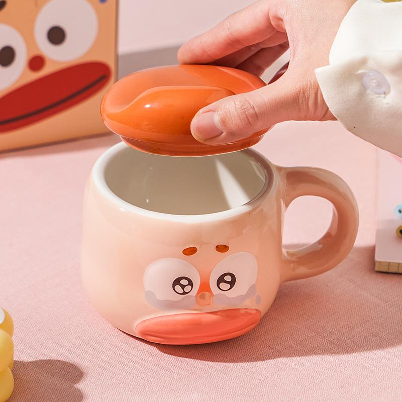 Big silly funny ceramic cup cup covered gift box cute creative souvenir creative coffee mug