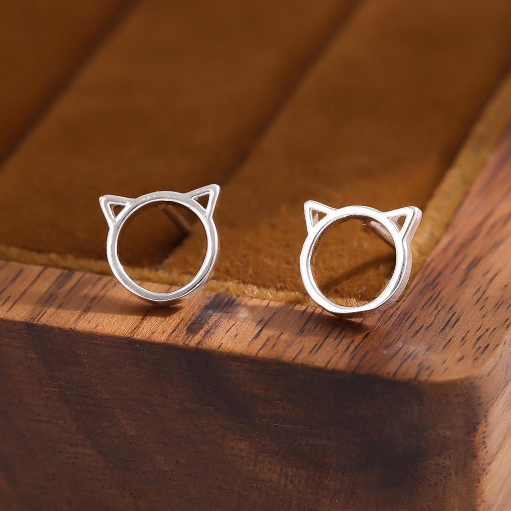 Stylish Cat Cutout Sterling Silver Stud Earrings for Women