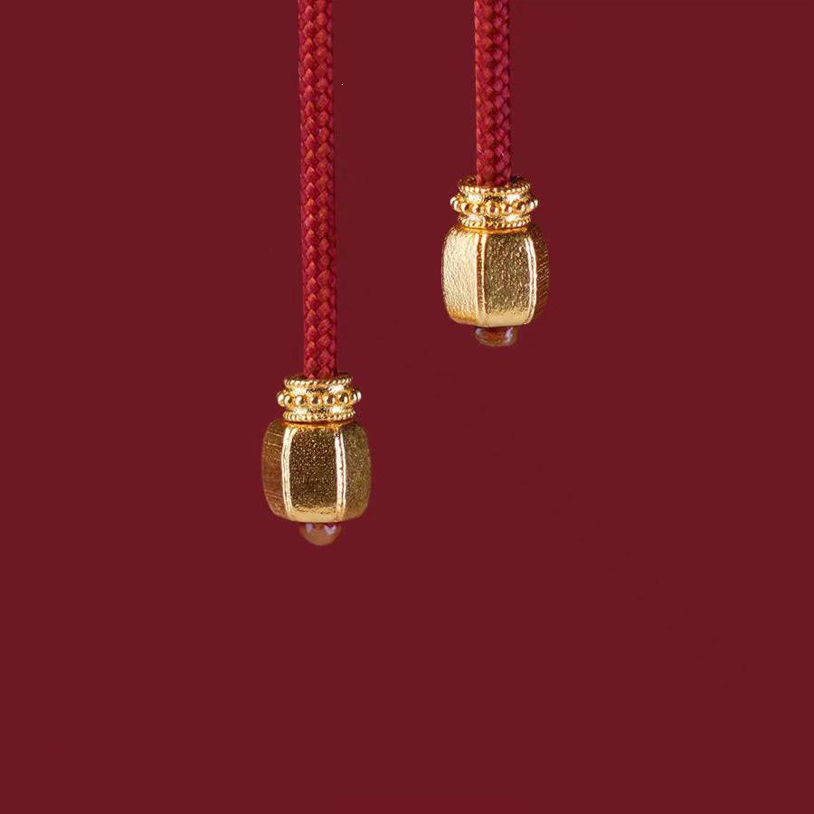 Gilded Hexagonal Gold Disc & Bodhi Seed Bracelet Small